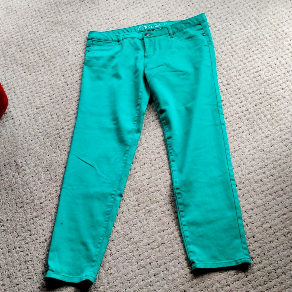 NWOT Celebraty Blues green jeans size 15